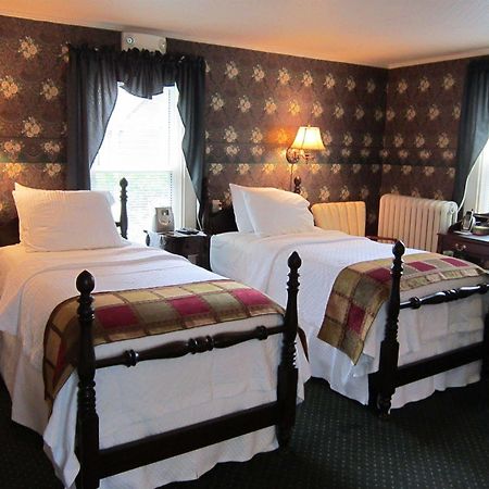 The Jenkins Inn Barre ภายนอก รูปภาพ
