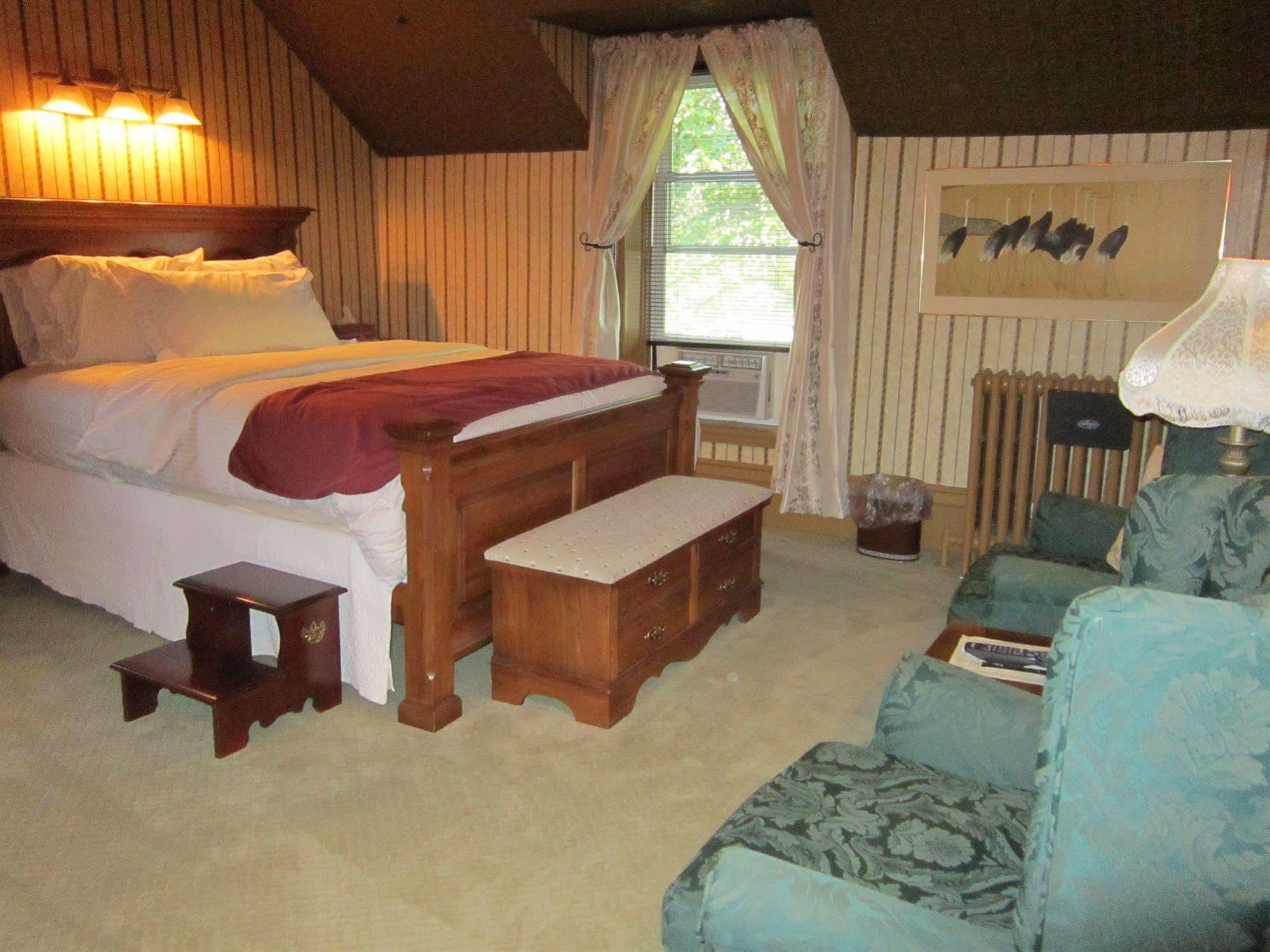 The Jenkins Inn Barre ภายนอก รูปภาพ